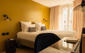 9Hotel Opera